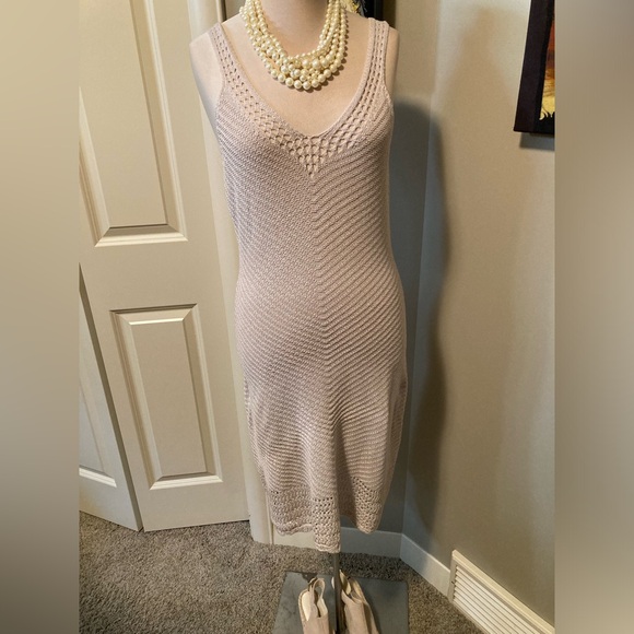 SOLD Crocheted, beige, sleeveless dress/cover-up size medium - Picture 2 of 5